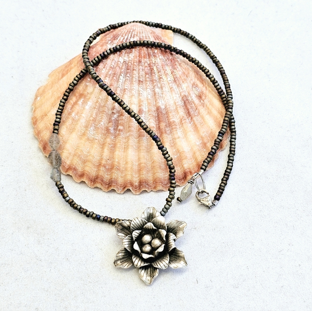 Gemstone and Seed Bead 925 Silver Floral Pendant Necklace Vintage
